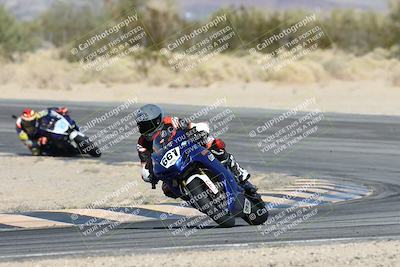 media/Dec-07-2025-CVMA (Sun) [[3e7d2de5dc]]/Race 8-Middleweight Shootout/